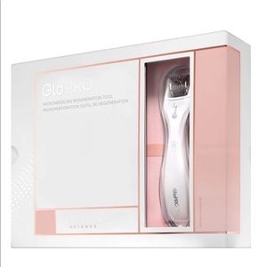 GloPro Microneedling Regeneration Tool